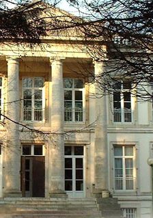Hostellerie de la quenoeuille - chateau de ledquent