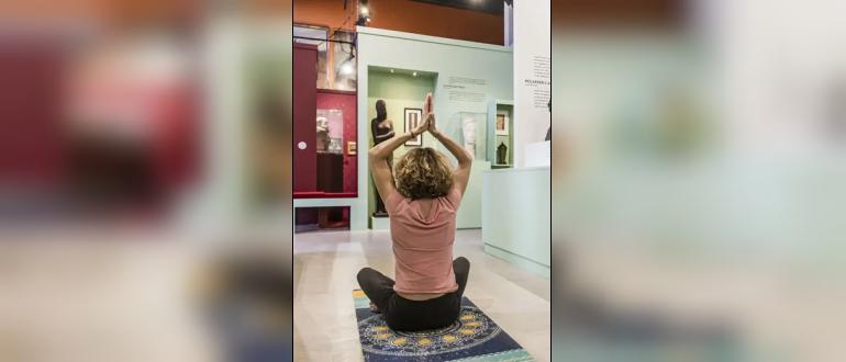 Visuel pour yoga au musée des beaux arts de calais
